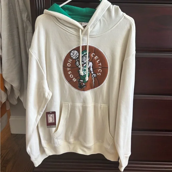Mitchell and Ness NWT Celtics sweatshirt - Picture 1 of 4